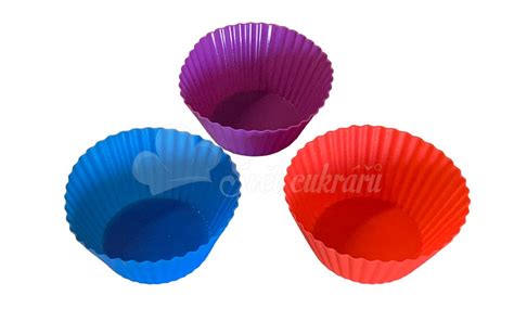 Muffin sütéshez használt eszközök és alapanyagok