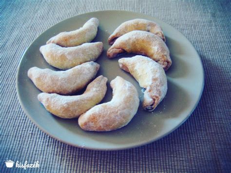 hókifli tészta hozzávalói