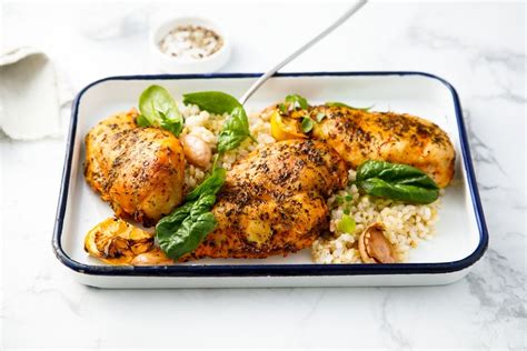 Csirke előkészítése fűszerekkel