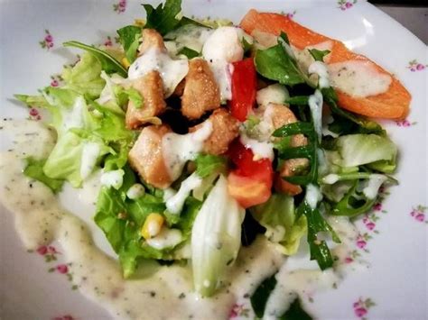 Csirke saláta hozzávalói