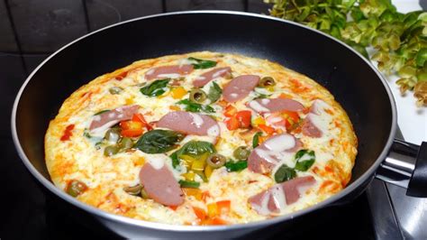 Serpenyős pizza feltéttel
