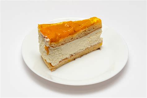 Barackos torta szelet