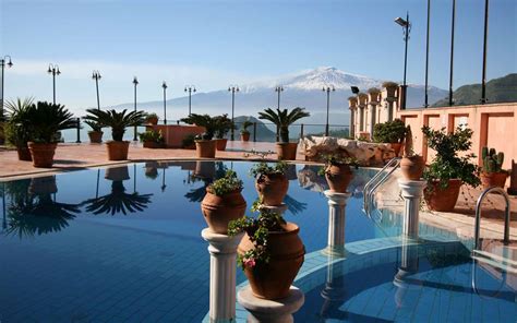 Etna kilátás a Villa Sonia erkélyéről