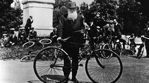 John Boyd Dunlop, a gumiabroncs