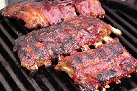 BBQ oldalas illusztráció