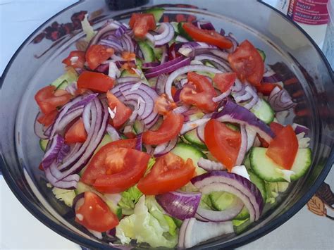 friss paprikasaláta grillezett hús mellé