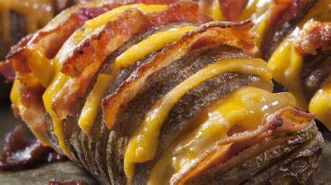 Hasselback burgonya baconnel