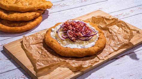 Chilis babos lángos