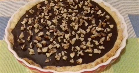 Rétegelt földimogyorós-diós tart formákban
