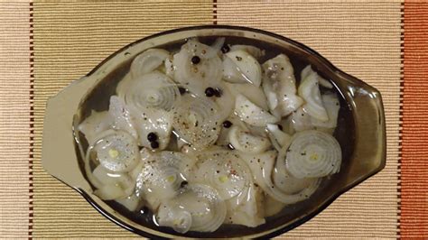 pácolt hal, ecetben sütve