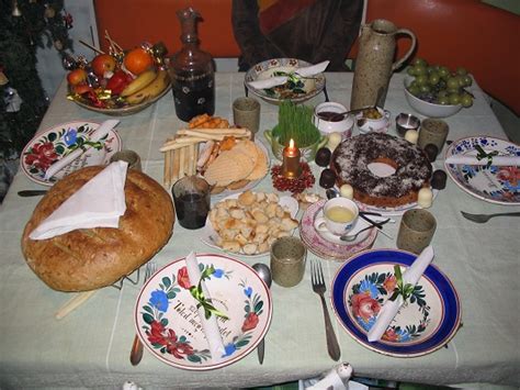 Hagyományos magyar karácsonyi asztal