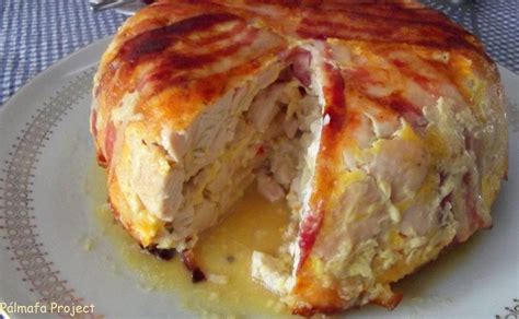Baconös csirketorta frissen a sütőből
