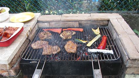 Grillezés előkészítése lávakövekkel