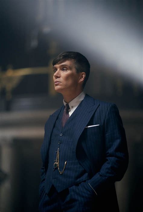 Thomas Shelby és a politikai hatalom szimbólumai