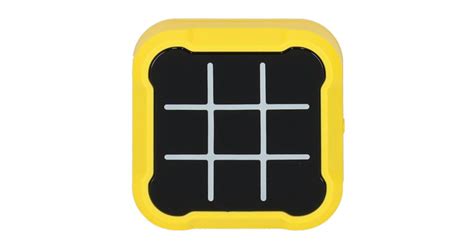 Rovarokkal díszített tic-tac-toe játék