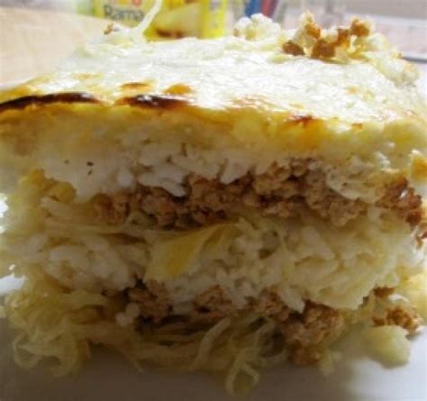 közeli felvétel a rétegezett rakott karalábéról