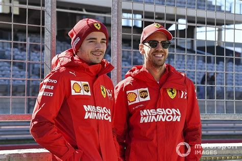 Charles Leclerc és Sebastian Vettel a Ferrari csapatszíneiben