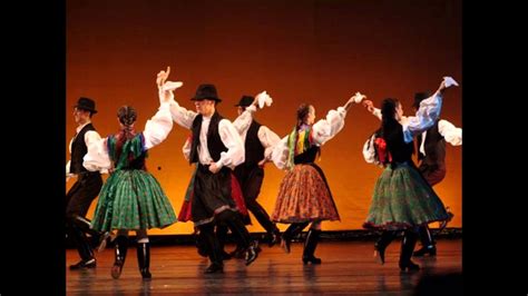 Magyar táncok kottarészlet