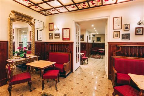 Cukrászda belső tér