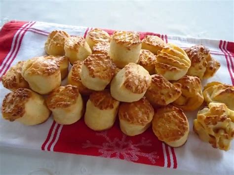 Különböző pogácsa feltétek