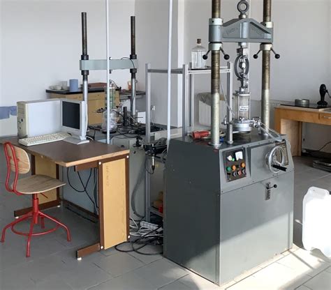 Illegális drogtermesztő laboratórium