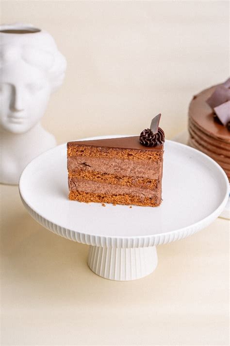 paprikás-diós torta szelet