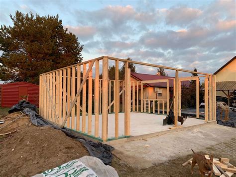 könnyűszerkezetes épület