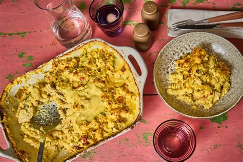 Egytepsis fusilli csirke zöldségekkel