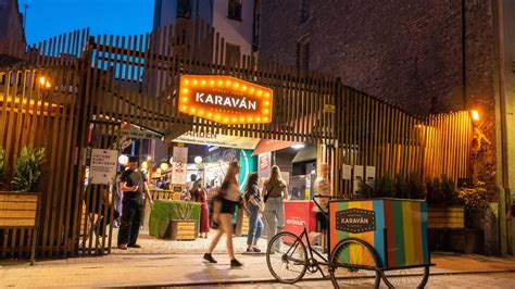 Budapest street food piac látképe
