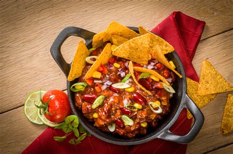 Chilis bab vs chili con carne