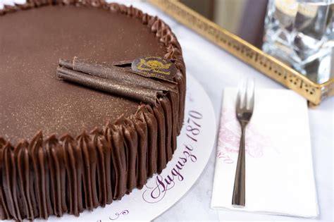 Ördögi csokoládétorta szelet
