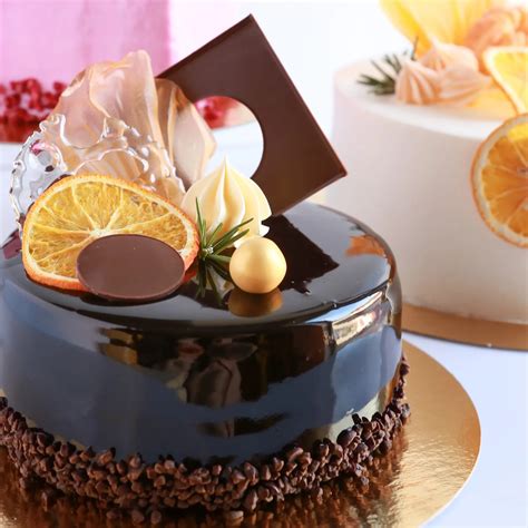 kész torta arany tortatalpon