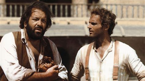 Bud Spencer Terence Hilllel hagymás babot eszik egy filmjelenetben