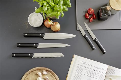 Különböző alapanyagok előkészítése