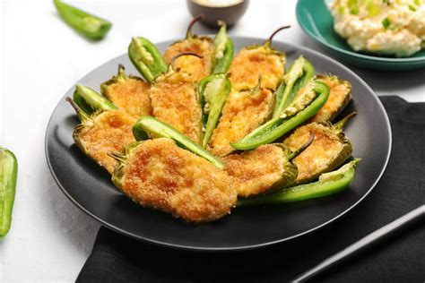 sajttal töltött jalapeno paprikák