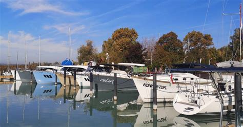 Vízi járművek a Balatonon
