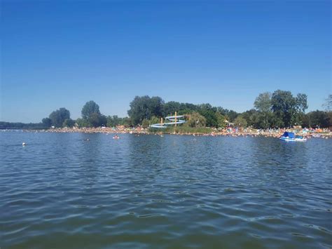 Szelidi-tó strandja óriáscsúszdával