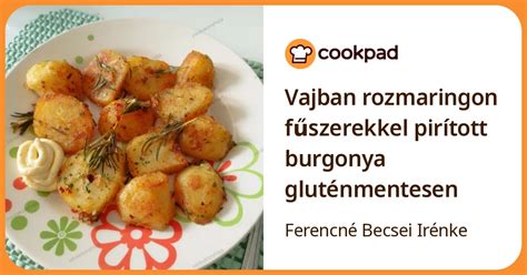 Pirított dinnyemagok egy tálban, fűszerekkel