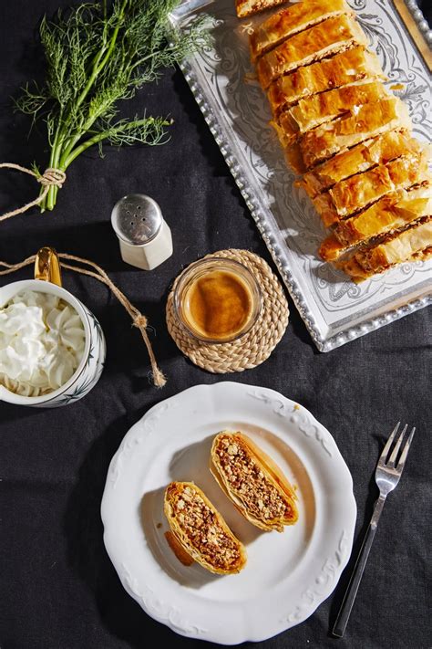 Túróval töltött rétes szeletek