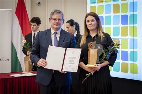 A cukormókusok szociális viselkedése