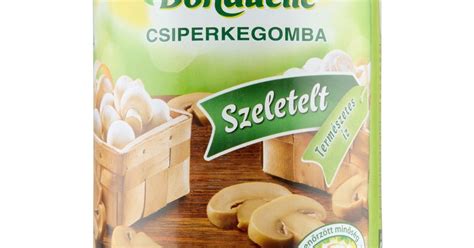 friss csiperkegomba a piacon