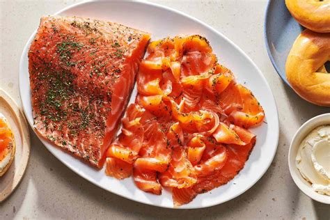 Gravlax pácolása súlyokkal