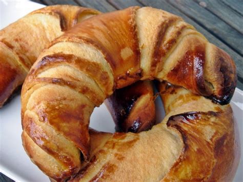 Különböző kiflik és croissant-ok