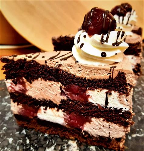 Fekete-erdő torta szelet