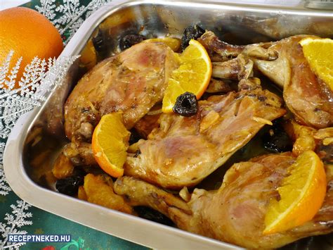 Narancsos-mézes csirke grillezve tányéron, körettel