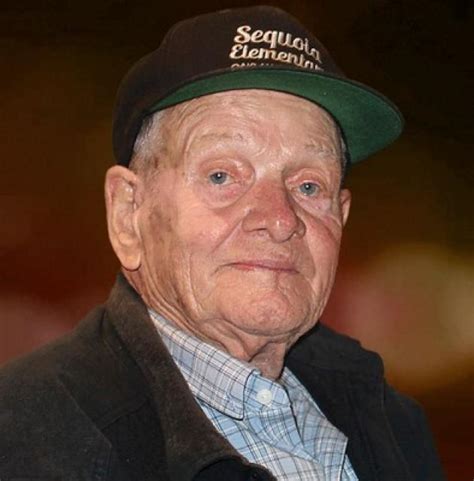 Terry Bisson portréja