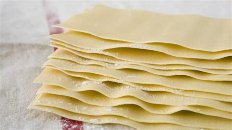 lasagne<em>tészta</em>készítése