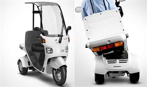 A Honda Gyro Canopy modern, 4 ütemű változatának részletfotója