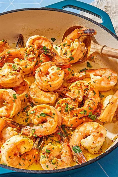 Feketetésztás scampi illusztráció
