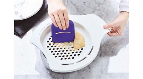 Tupperware nokedli szaggató részletes képe